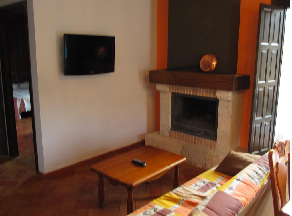 Apartamentos Rurales Puerta Del Sol Alcalá del Júcar Szoba fotó